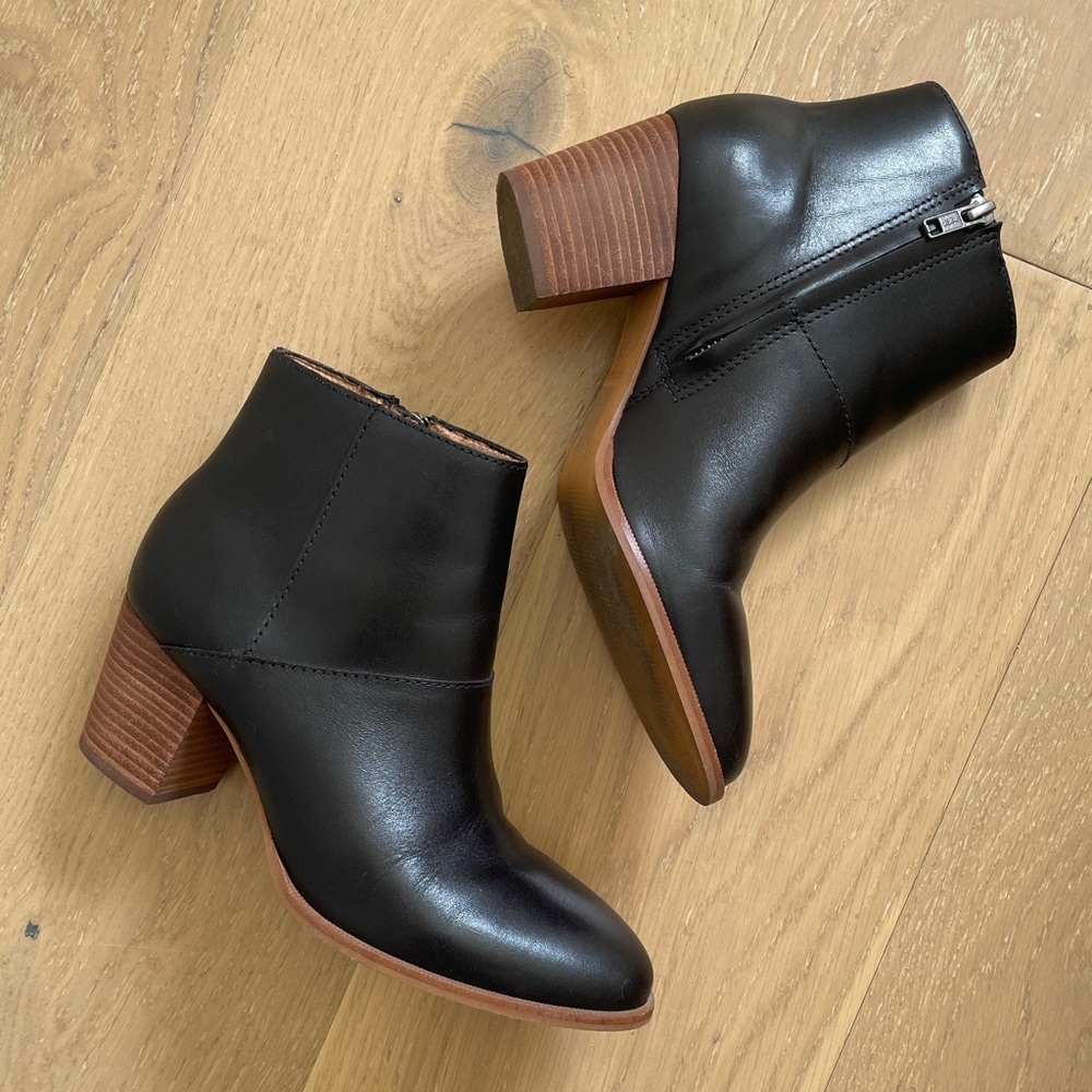 Madewell The Rosie Ankle Boot in Leather